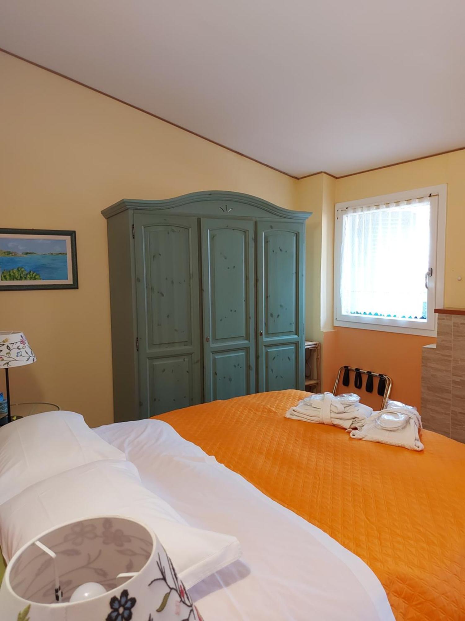 B&B Dei Doria & Suite Дольчеаккуа Экстерьер фото